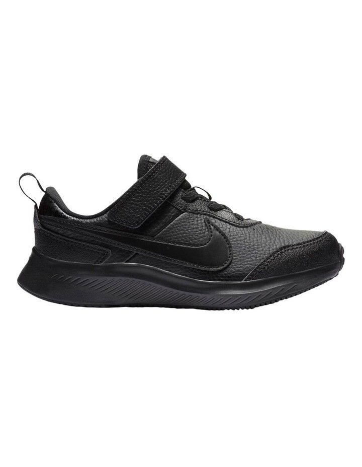nike trainers with velcro fastening