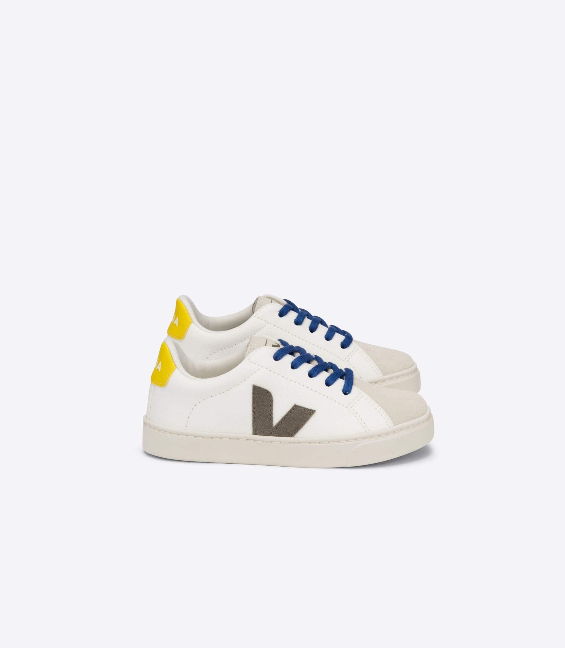 lacing veja trainers